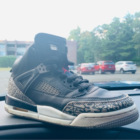 Nike Air Jordan Spizike BG Black Varsity Red Cement Grey 317321-034 Sz 6.5Y - Picture 3 of 16